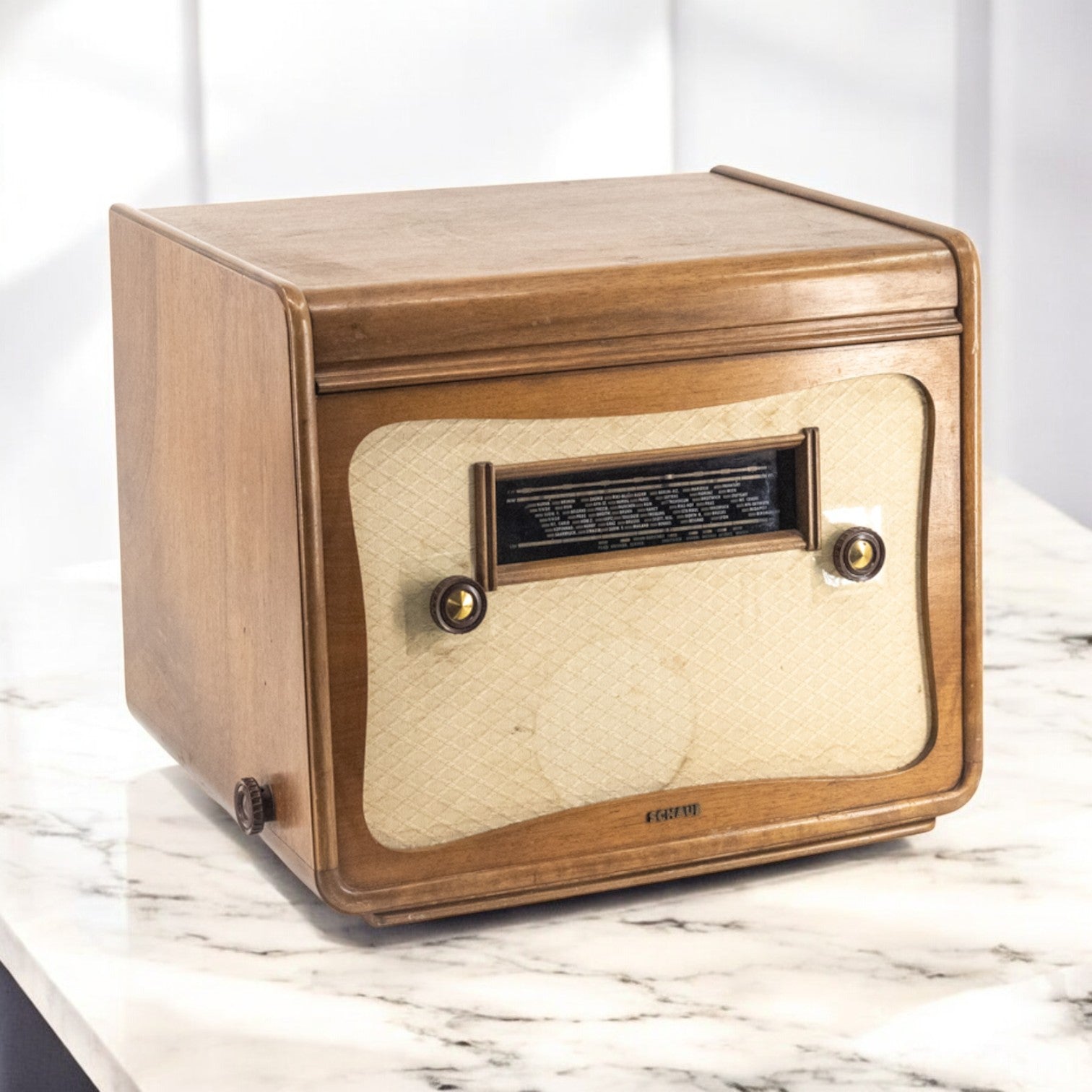 Schaub Vintage 40'S Bluetooth Radio